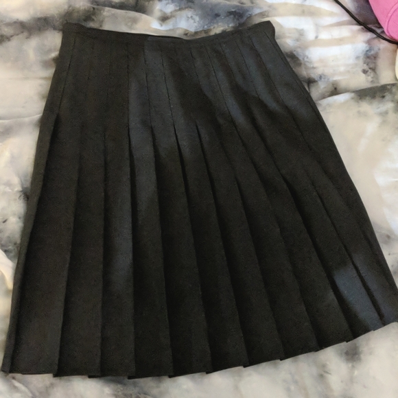 New Freddy Z's skater skirt - Picture 1 of 2